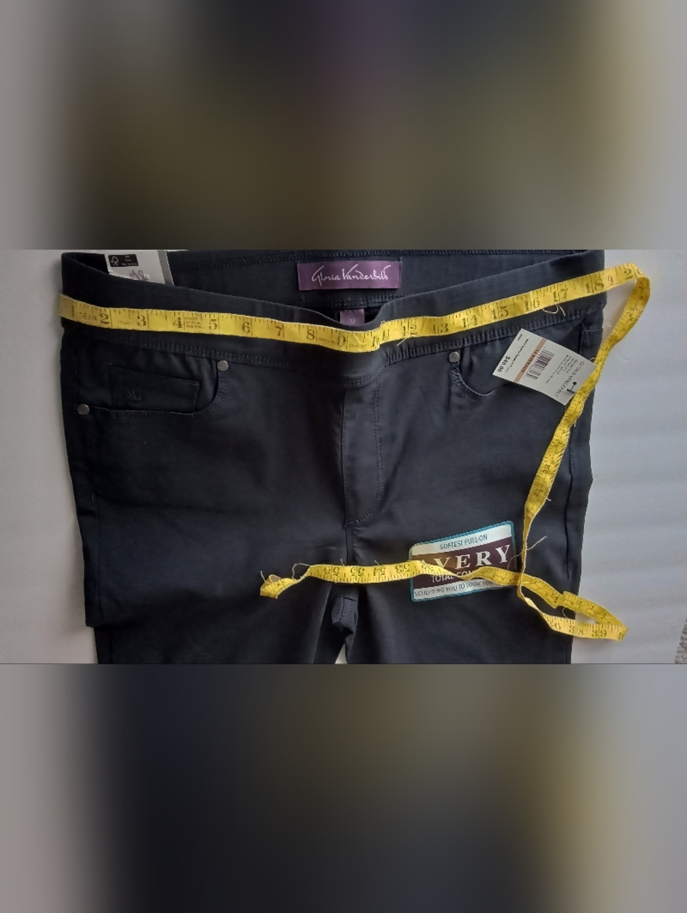 Gloria Vanderbilt Black Pull-On Pants
